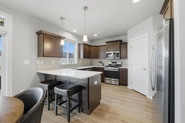 $589,900 | 1724 South Donwood Street, Greenacres, WA 99016