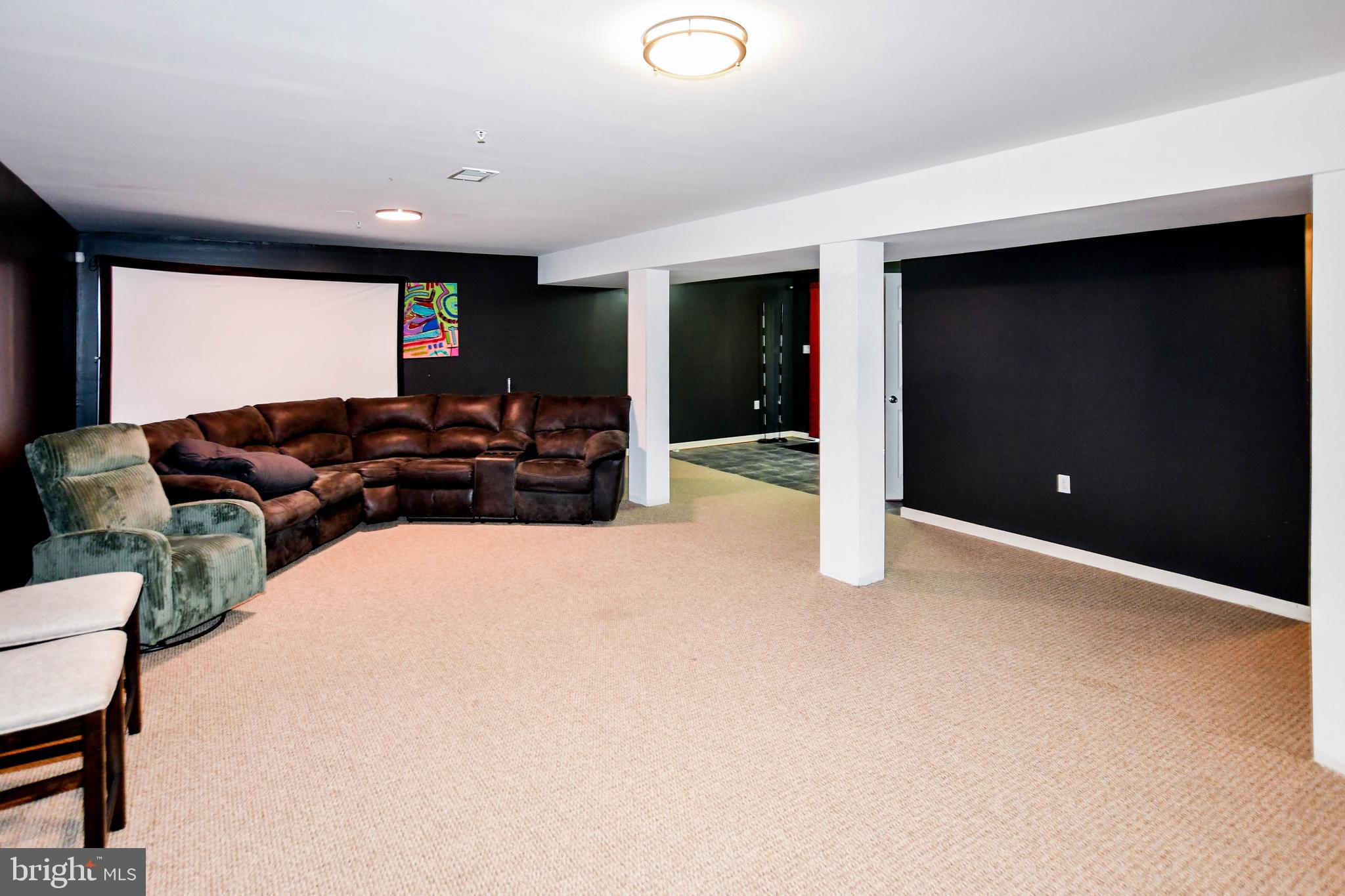 9013 Temple Hill Road Clinton, MD 20735 - Photo 16 of 21