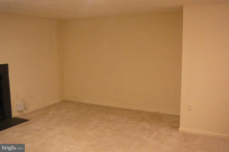 7315 Stream Way Springfield, VA 22152 - Photo 20 of 23 Family Room