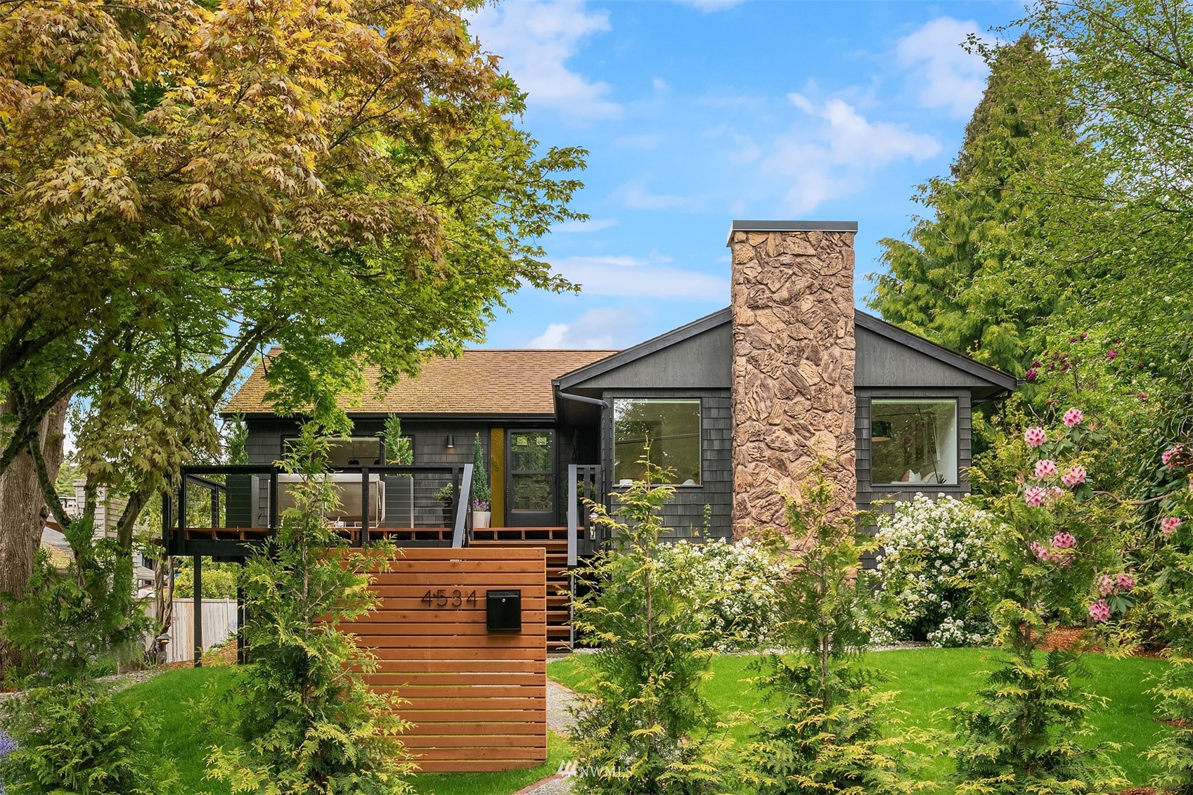 4534 Southwest Concord Street Seattle, WA 98136 - Photo 1 of 39 Gallery Image 1