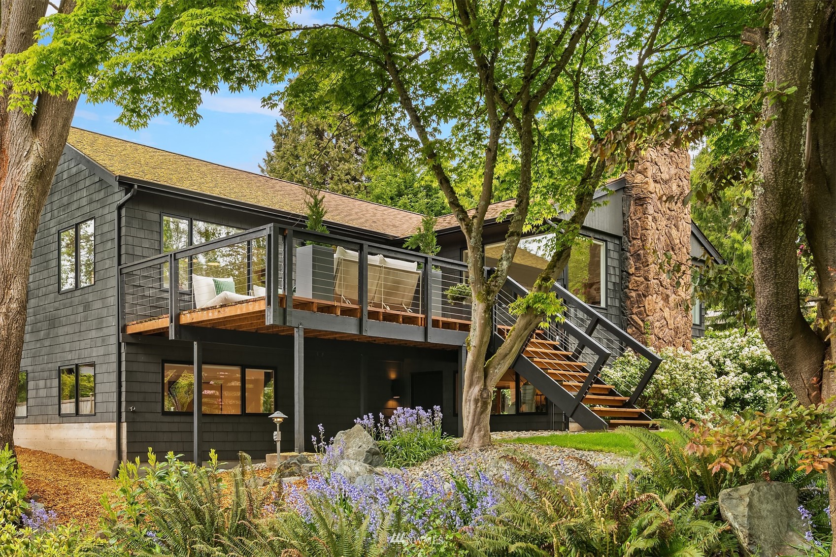 4534 Southwest Concord Street Seattle, WA 98136 - Photo 2 of 39 Gallery Image 2