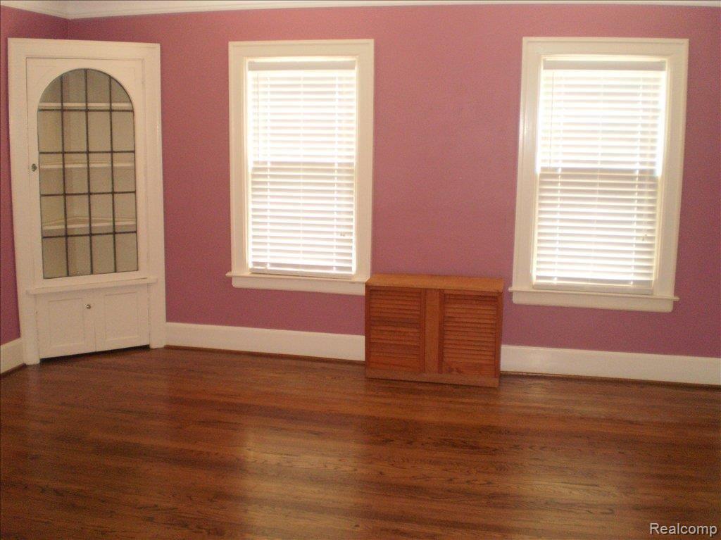 1153 Harvard Road Grosse Pointe, MI 48230 - Photo 5 of 12 P7260030