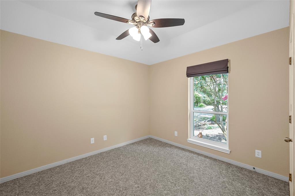4000 Fox Ridge Road Lorena, TX 76655 - Photo 21 of 39