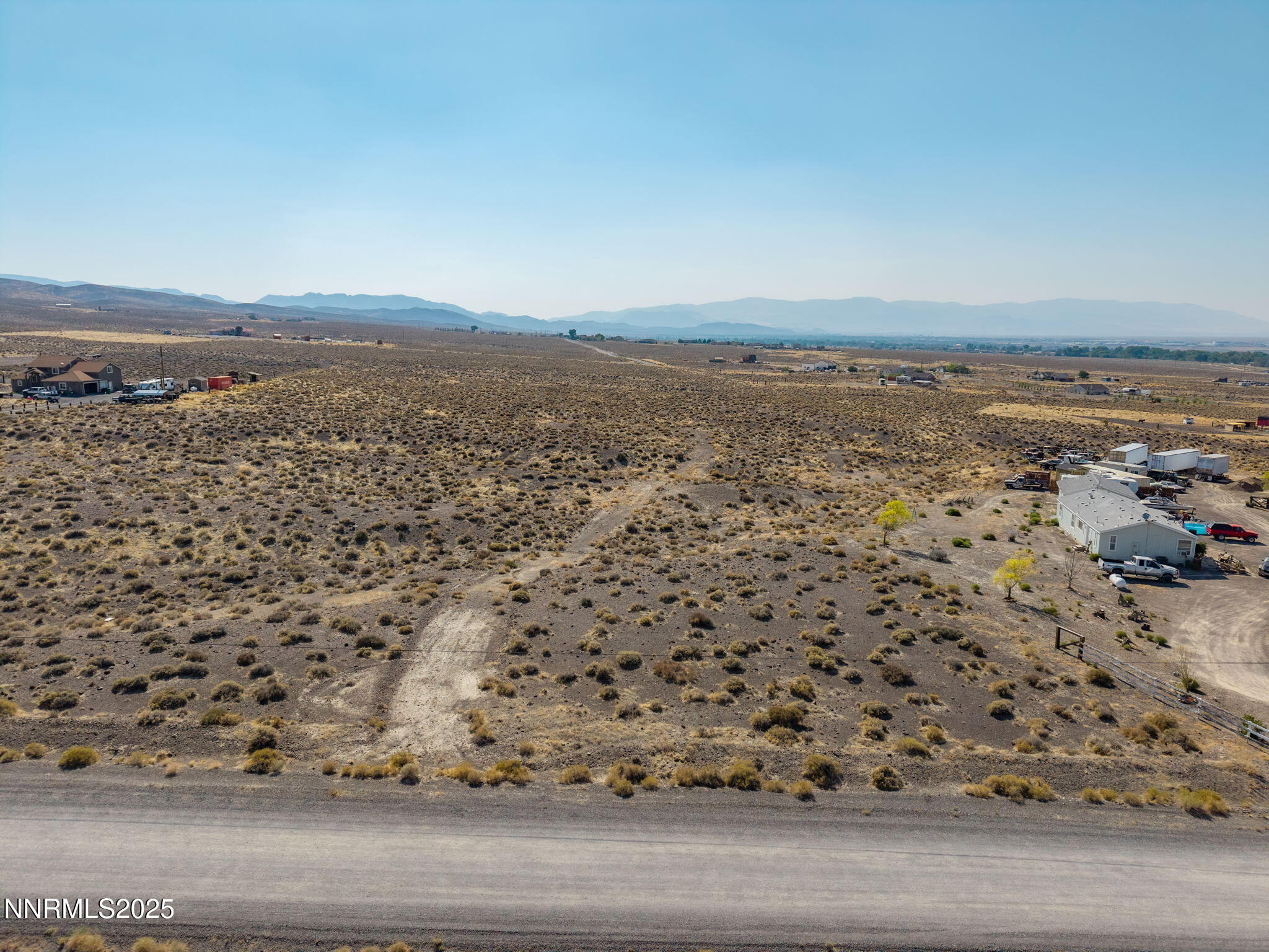 1945 Gustafson Road Fernley, NV 89408 - Photo 7 of 20 a view of a city