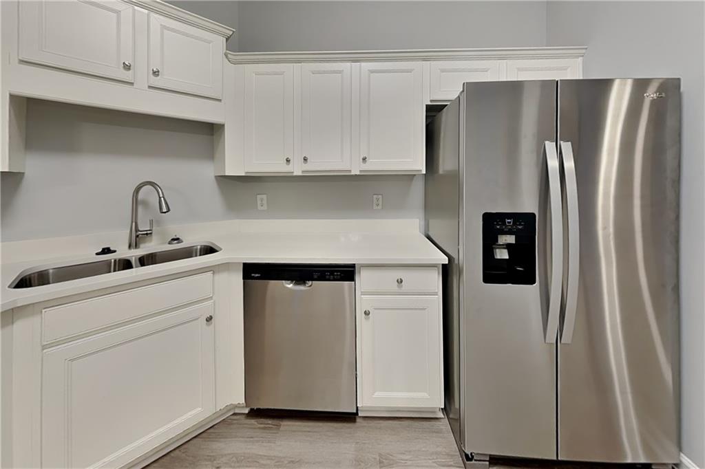 422 Arrowhead Trail Canton, GA 30114 - Photo 3 of 18