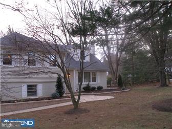 154 Walker Road Wayne, PA 19087 - Photo 2 of 12