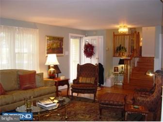 154 Walker Road Wayne, PA 19087 - Photo 4 of 12