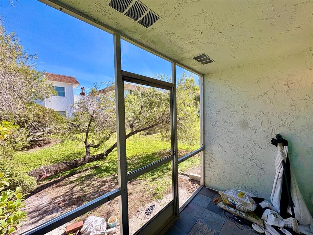 371 South McMullen Booth Road, Unit 87 Clearwater, FL 33759 - Photo 11 of 19