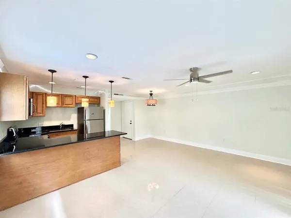 $1,350 | 371 South McMullen Booth Road, Unit 87, Clearwater, FL 33759