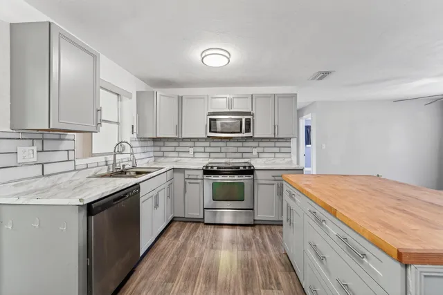 $2,800 | 4364 North Mary Circle, Palm Beach Gardens, FL 33410