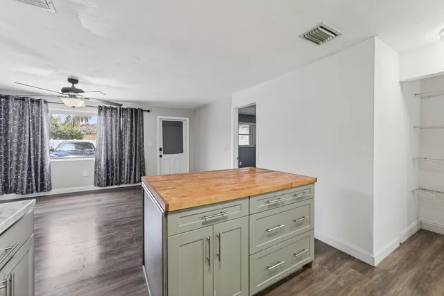 $2,800 | 4364 North Mary Circle, Palm Beach Gardens, FL 33410