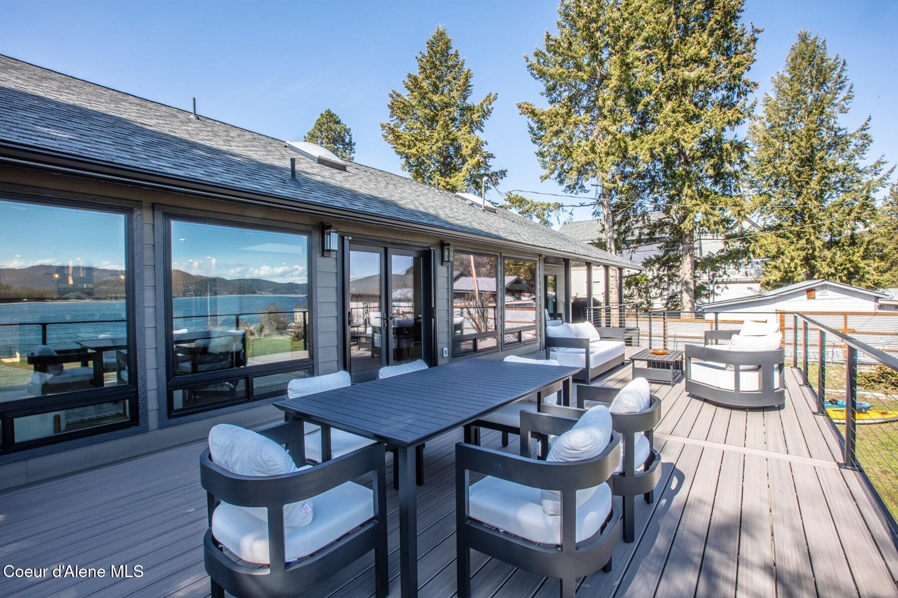 475 Campbell Point Road Laclede, ID 83841 - Photo 20 of 66 Perfect Gathering Spot!