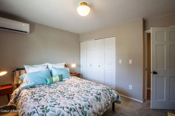 $2,249,000 | 475 Campbell Point Road, Laclede, ID 83841