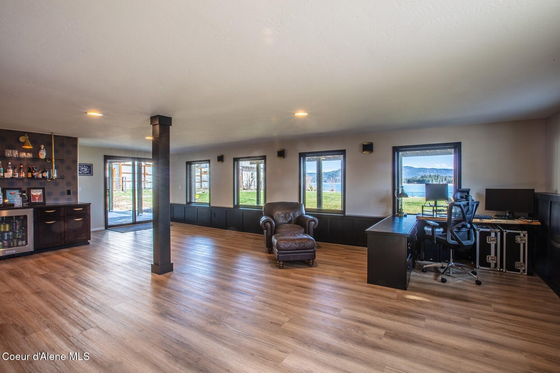 475 Campbell Point Road Laclede, ID 83841 - Photo 35 of 66 Lower Level - Entertaining