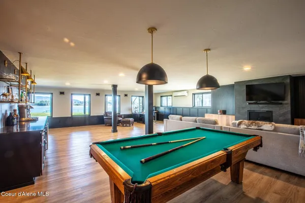 $2,249,000 | 475 Campbell Point Road, Laclede, ID 83841