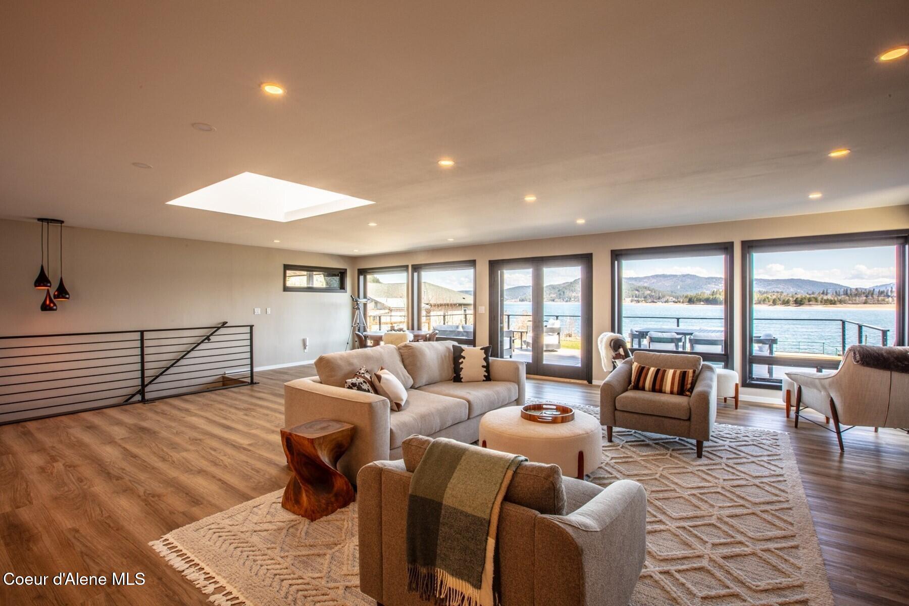 475 Campbell Point Road Laclede, ID 83841 - Photo 9 of 66 Abundant Natural Light