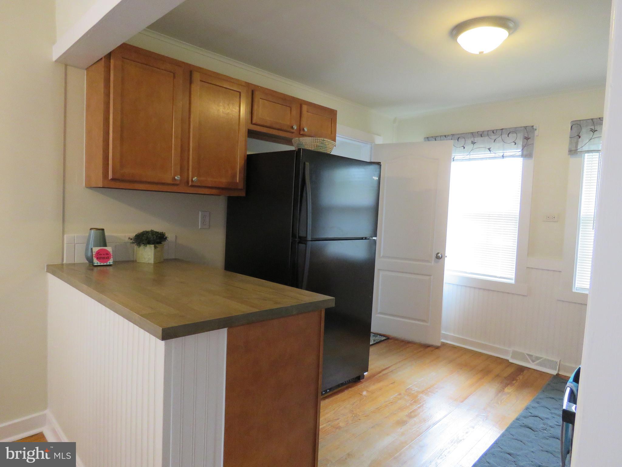 247 G Street Carneys Point, NJ 08069 - Photo 16 of 32 Kitchen