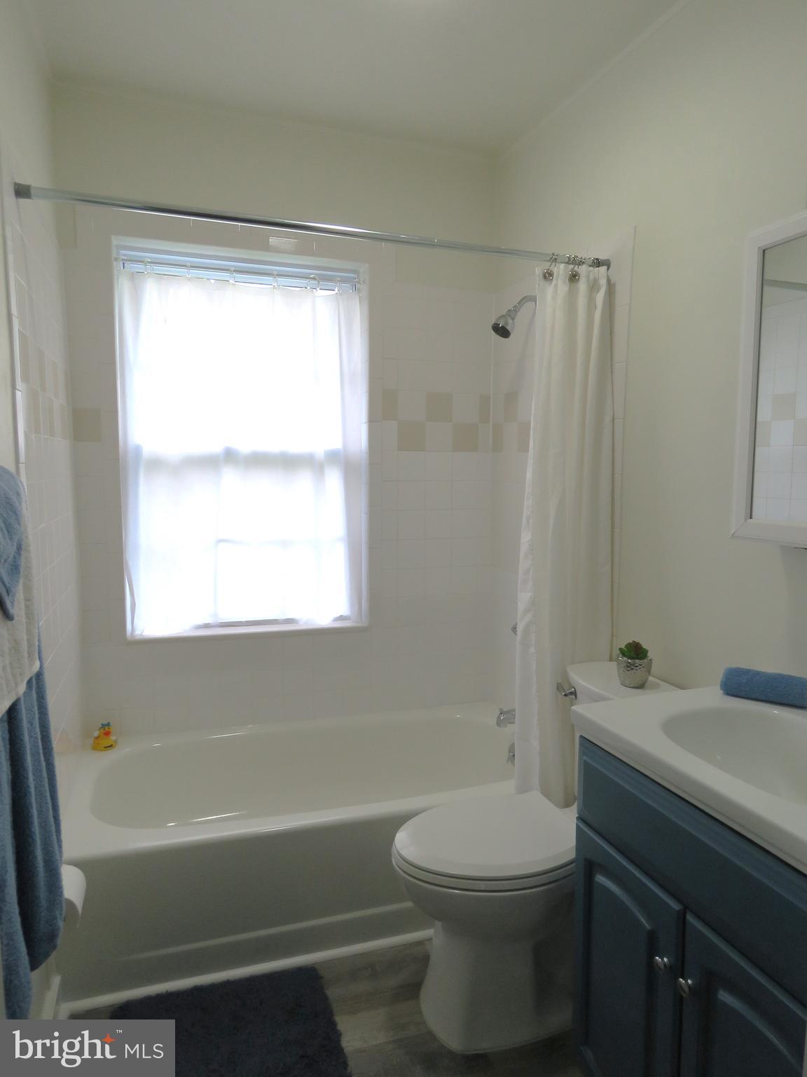 247 G Street Carneys Point, NJ 08069 - Photo 22 of 32 Bath