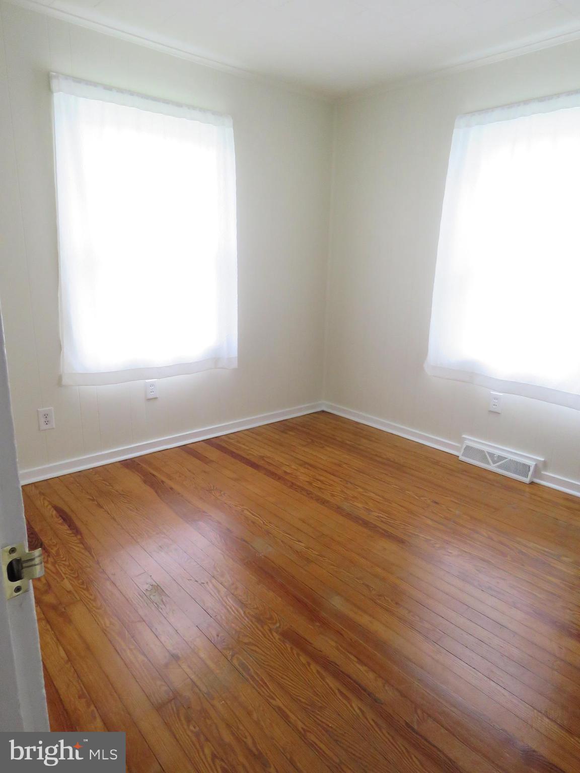 247 G Street Carneys Point, NJ 08069 - Photo 26 of 32 Bed 2