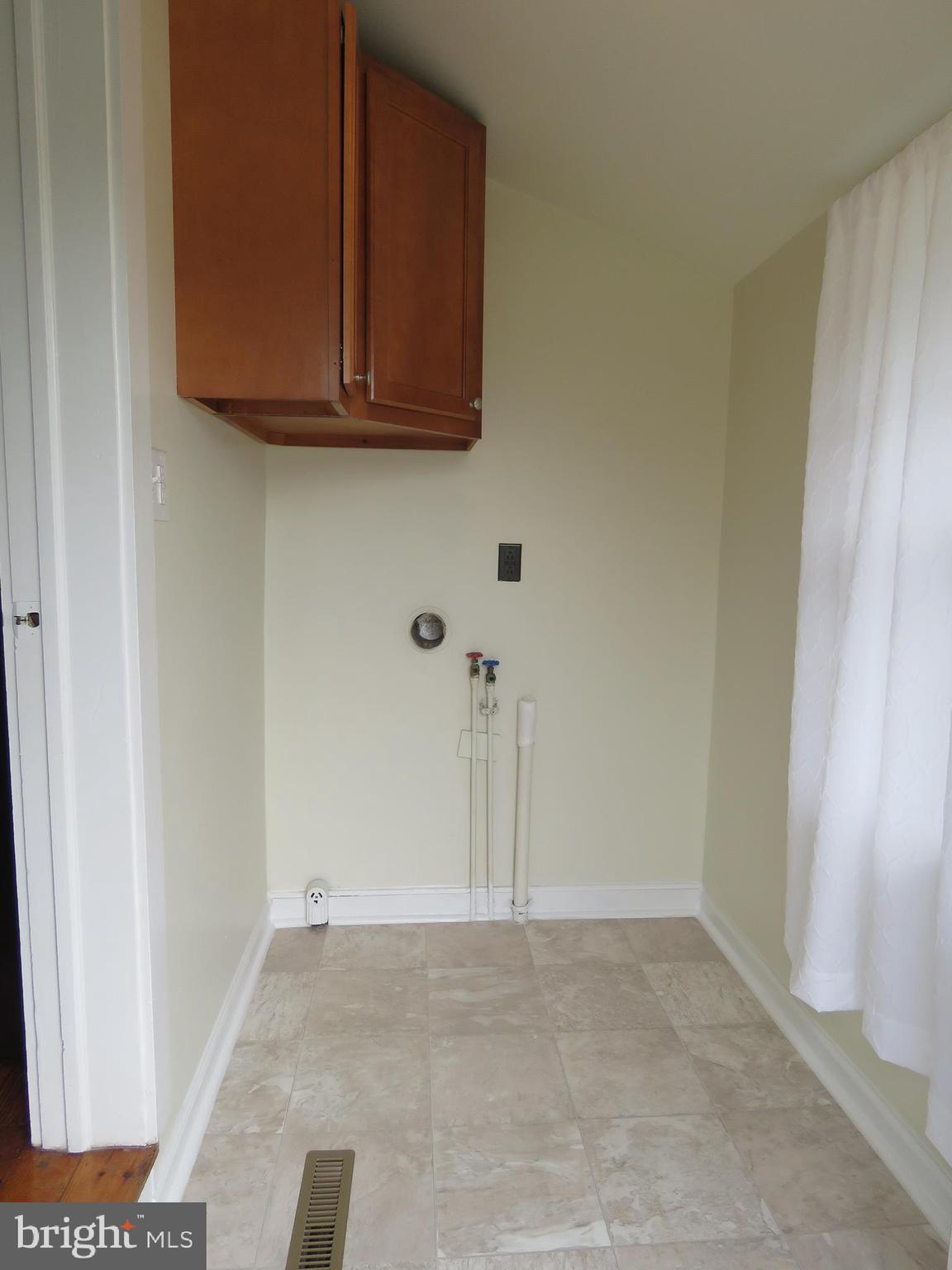 247 G Street Carneys Point, NJ 08069 - Photo 31 of 32 Laundry