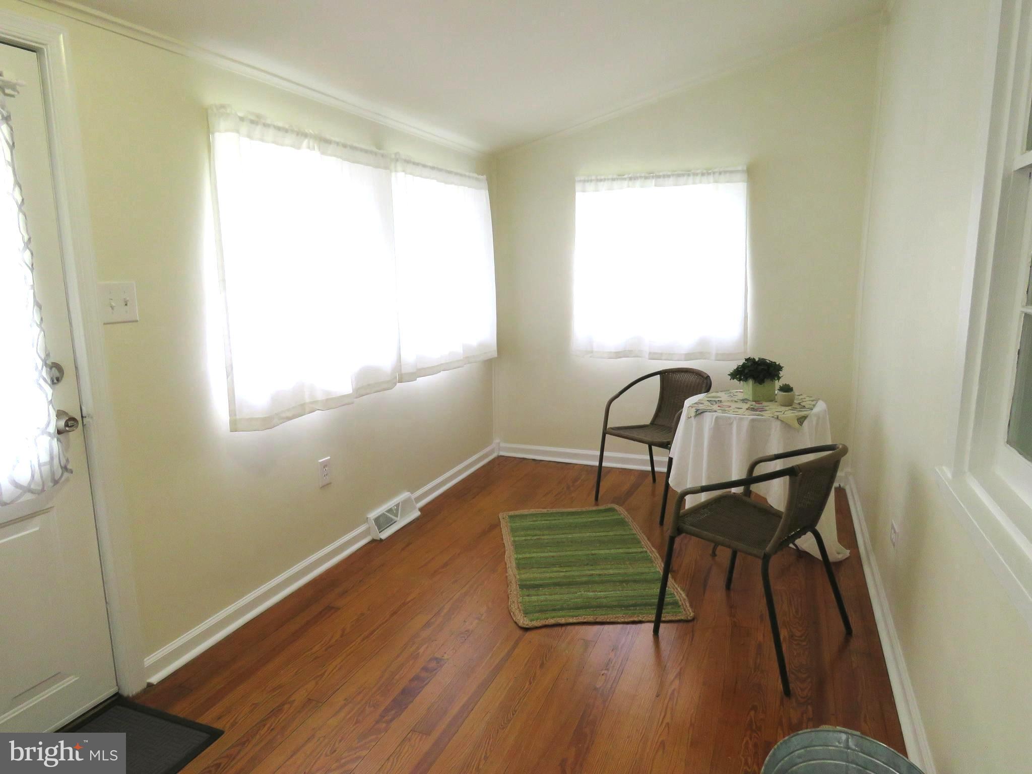 247 G Street Carneys Point, NJ 08069 - Photo 10 of 32 Sunroom