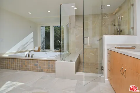 $1,399,000 | 14128 Dickens Street, Sherman Oaks, CA 91423