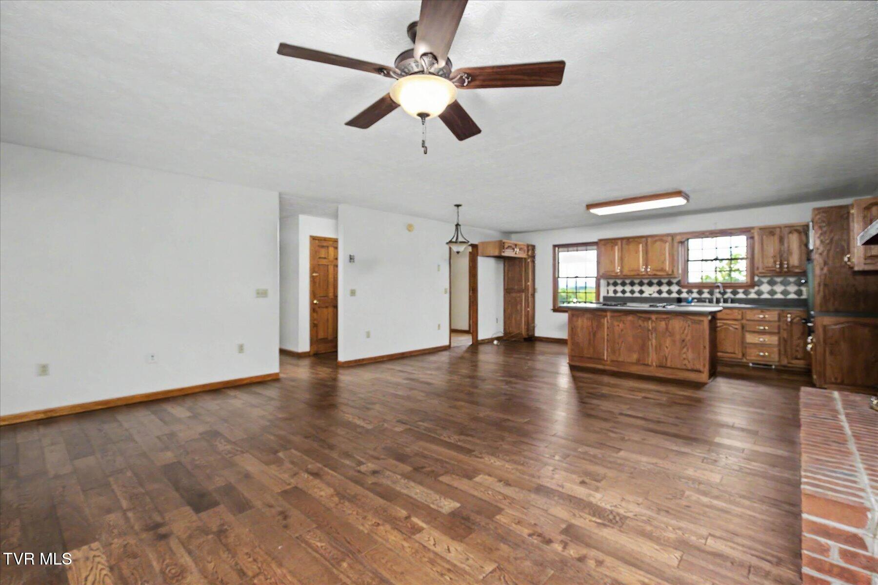 268 Byington Road Rogersville, TN 37857 - Photo 6 of 53 06-268 Byington -5