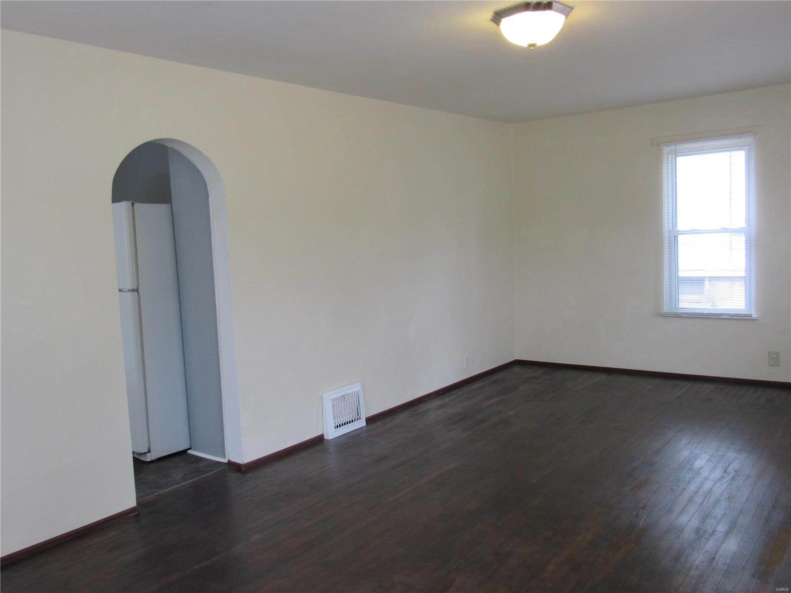 1104 Rixon Street Alton, IL 62002 - Photo 4 of 20 Gallery Image 4