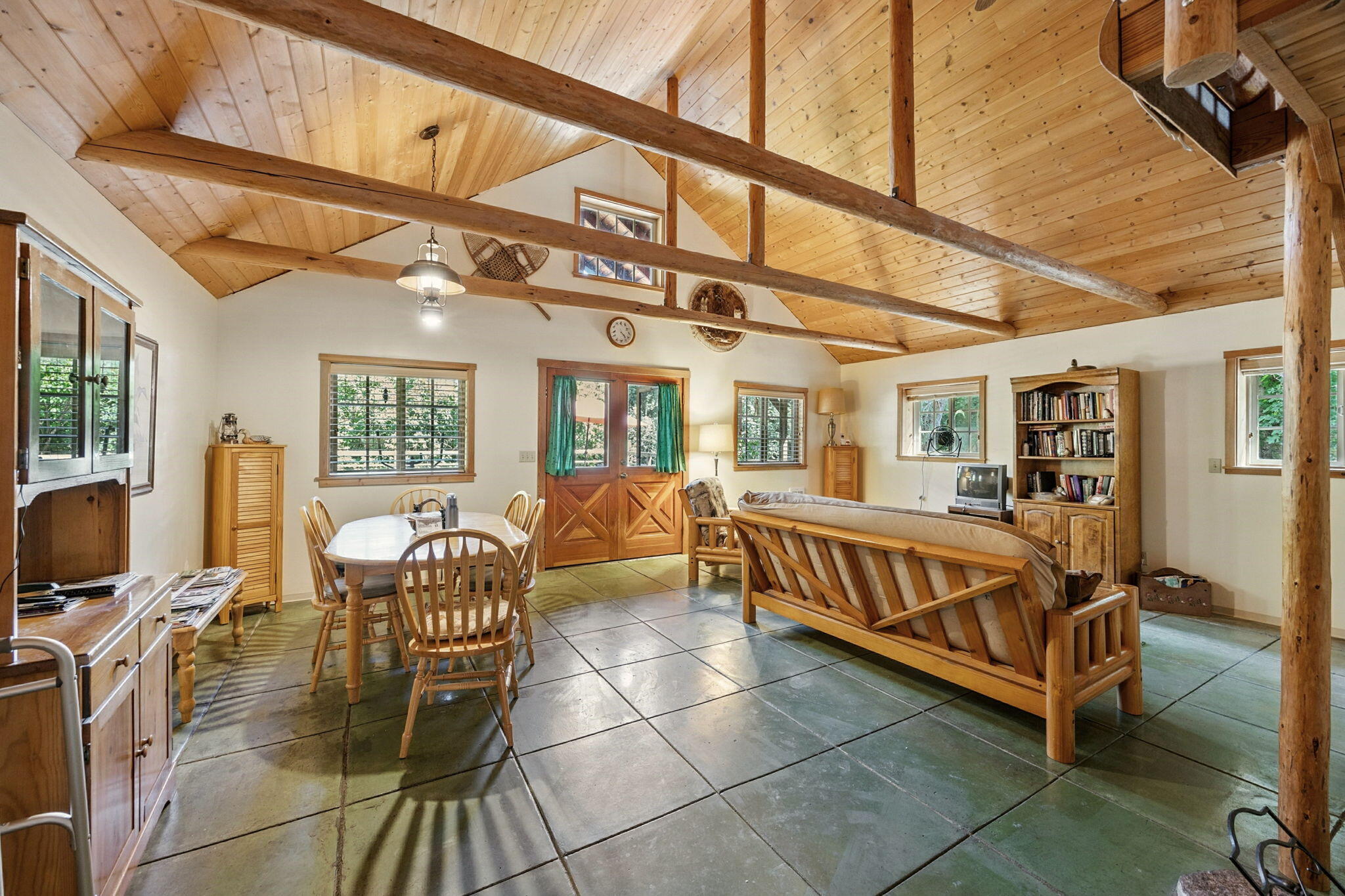 7484 Sterling Creek Road Jacksonville, OR 97530 - Photo 6 of 42 5