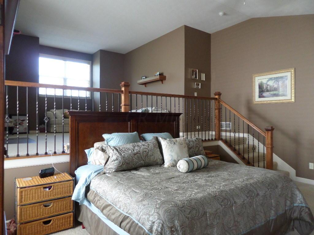 215 Halverston Road Powell, OH 43065 - Photo 11 of 33 Gallery Image 11