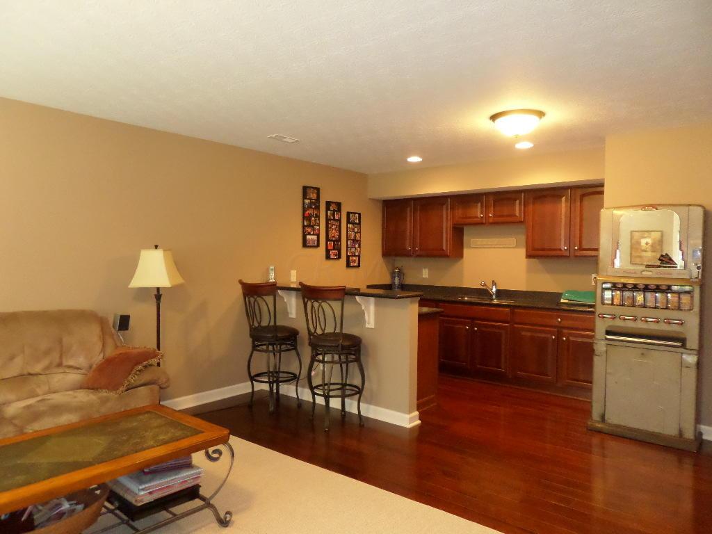 215 Halverston Road Powell, OH 43065 - Photo 25 of 33 Gallery Image 25