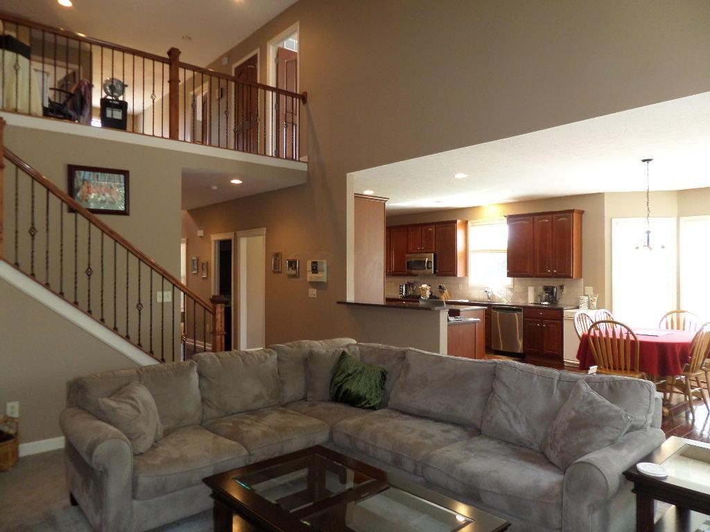 215 Halverston Road Powell, OH 43065 - Photo 8 of 33 Gallery Image 8