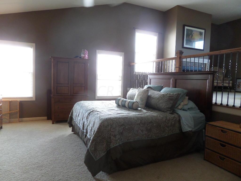 215 Halverston Road Powell, OH 43065 - Photo 10 of 33 Gallery Image 10