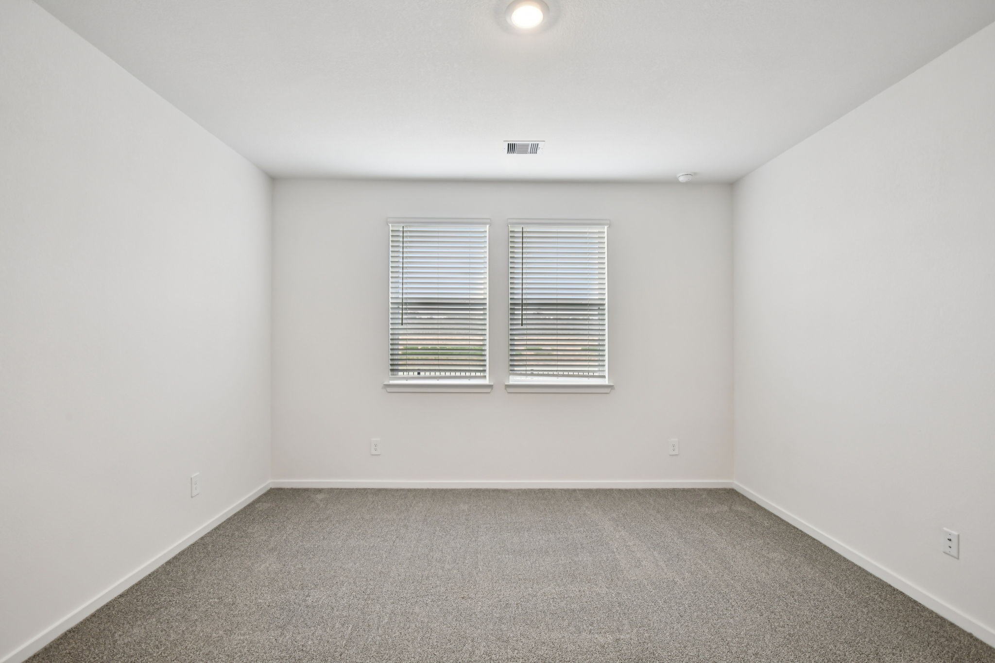 5724 Adamite Way Houston, TX 77048 - Photo 27 of 34