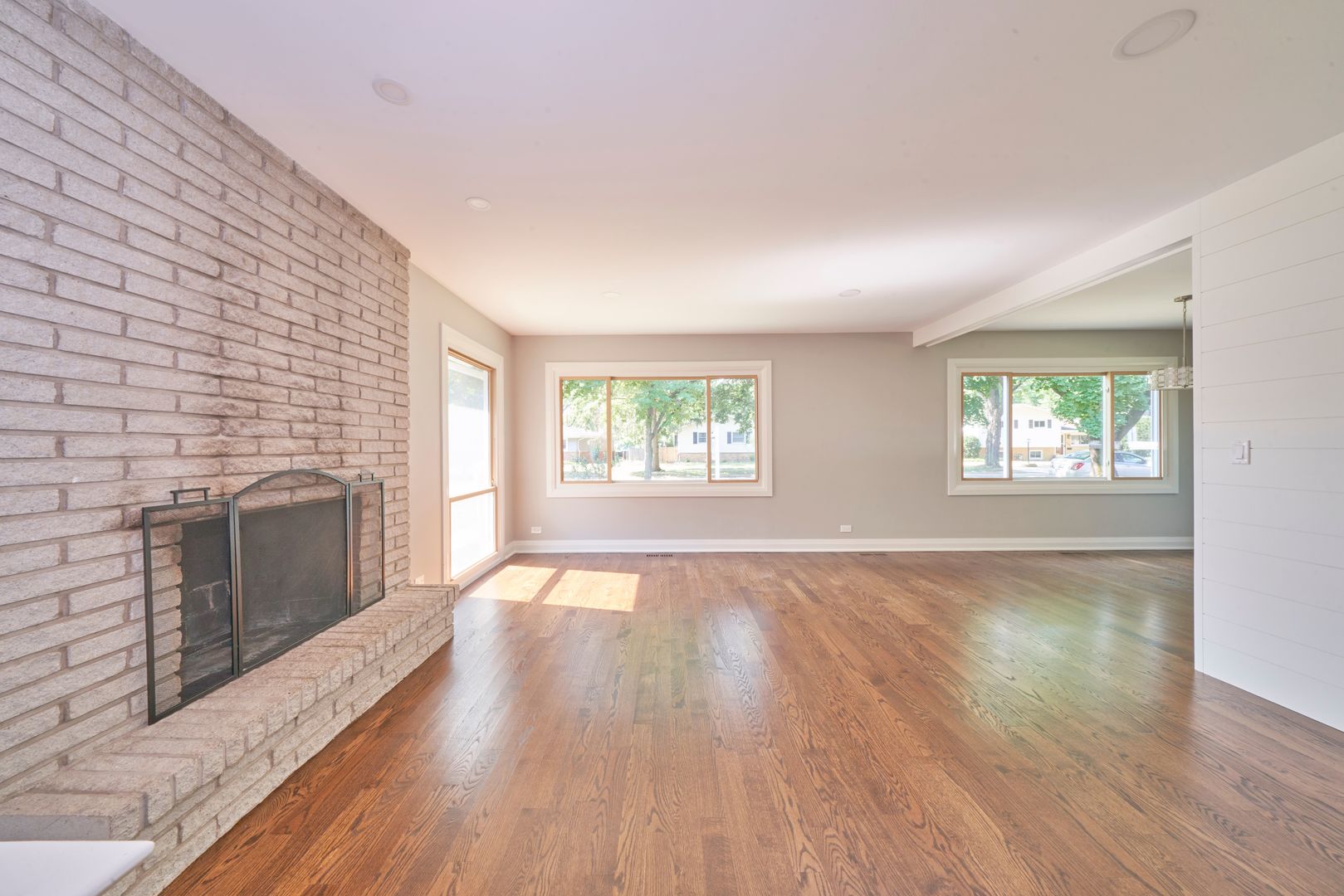 504 Lisa Road West Dundee, IL 60118 - Photo 13 of 27