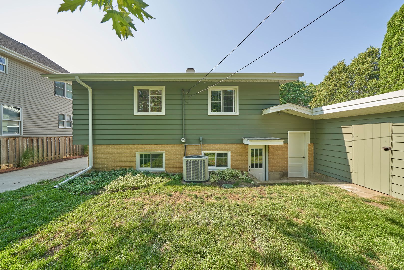 504 Lisa Road West Dundee, IL 60118 - Photo 26 of 27