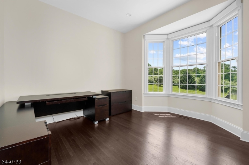 61 Perryville Road Pittstown, NJ 08867 - Photo 20 of 48