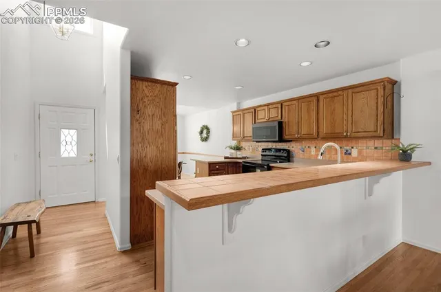 $424,900 | 106 Luxury Lane, Colorado Springs, CO 80921