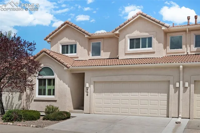 $424,900 | 106 Luxury Lane, Colorado Springs, CO 80921