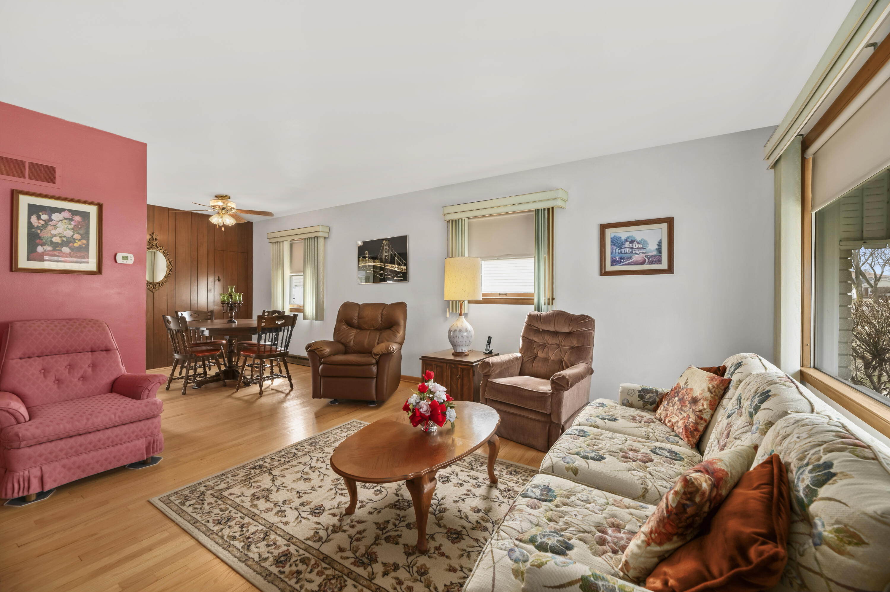 3386 South 78th Street Milwaukee, WI 53219 - Photo 7 of 37 DSC_5092