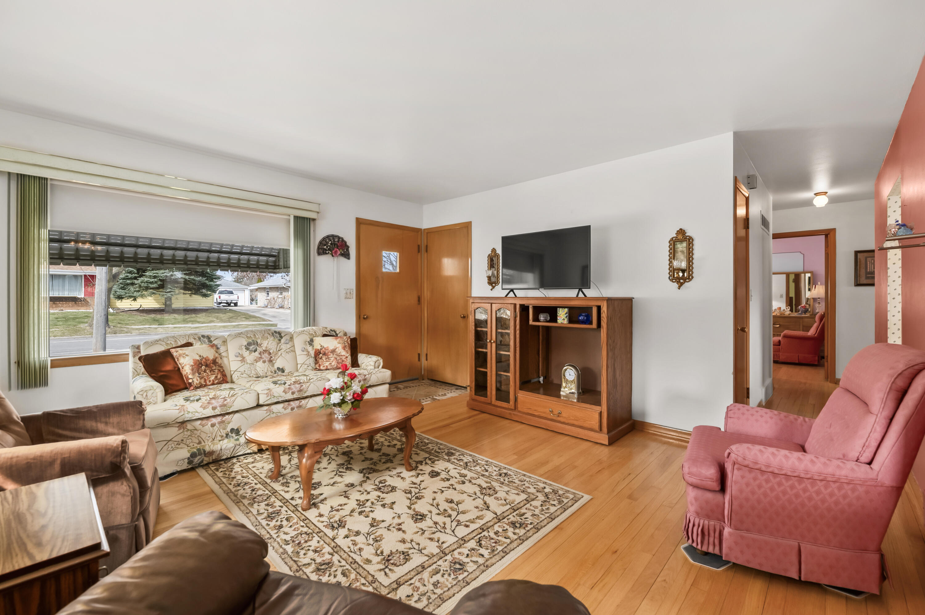 3386 South 78th Street Milwaukee, WI 53219 - Photo 9 of 37 DSC_5116