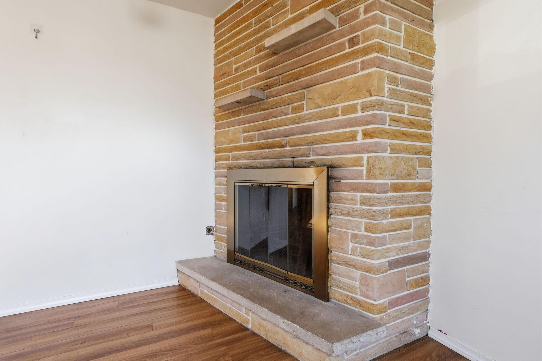 6050 Karl Road Columbus, OH 43229 - Photo 36 of 52 36-web-or-mls-G02A1801