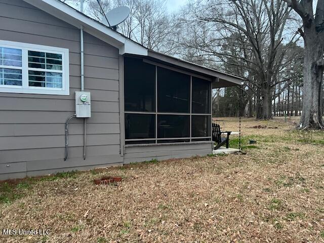 5398 Scotland Road Bentonia, MS 39040 - Photo 5 of 38 Side Yard