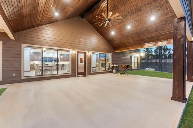 $799,000 | 245 Blackbuck Drive, Moscow, TX 75960