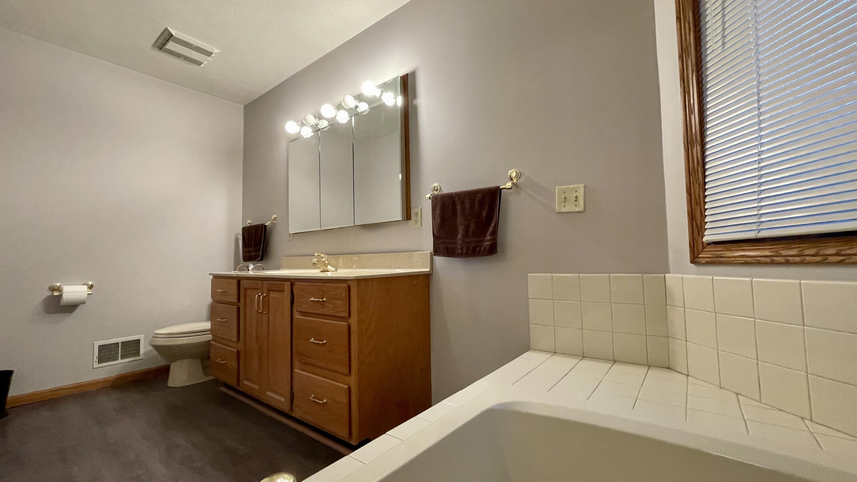 850 Holly Road Cadillac, MI 49601 - Photo 20 of 44 Greg Bosscher (16)