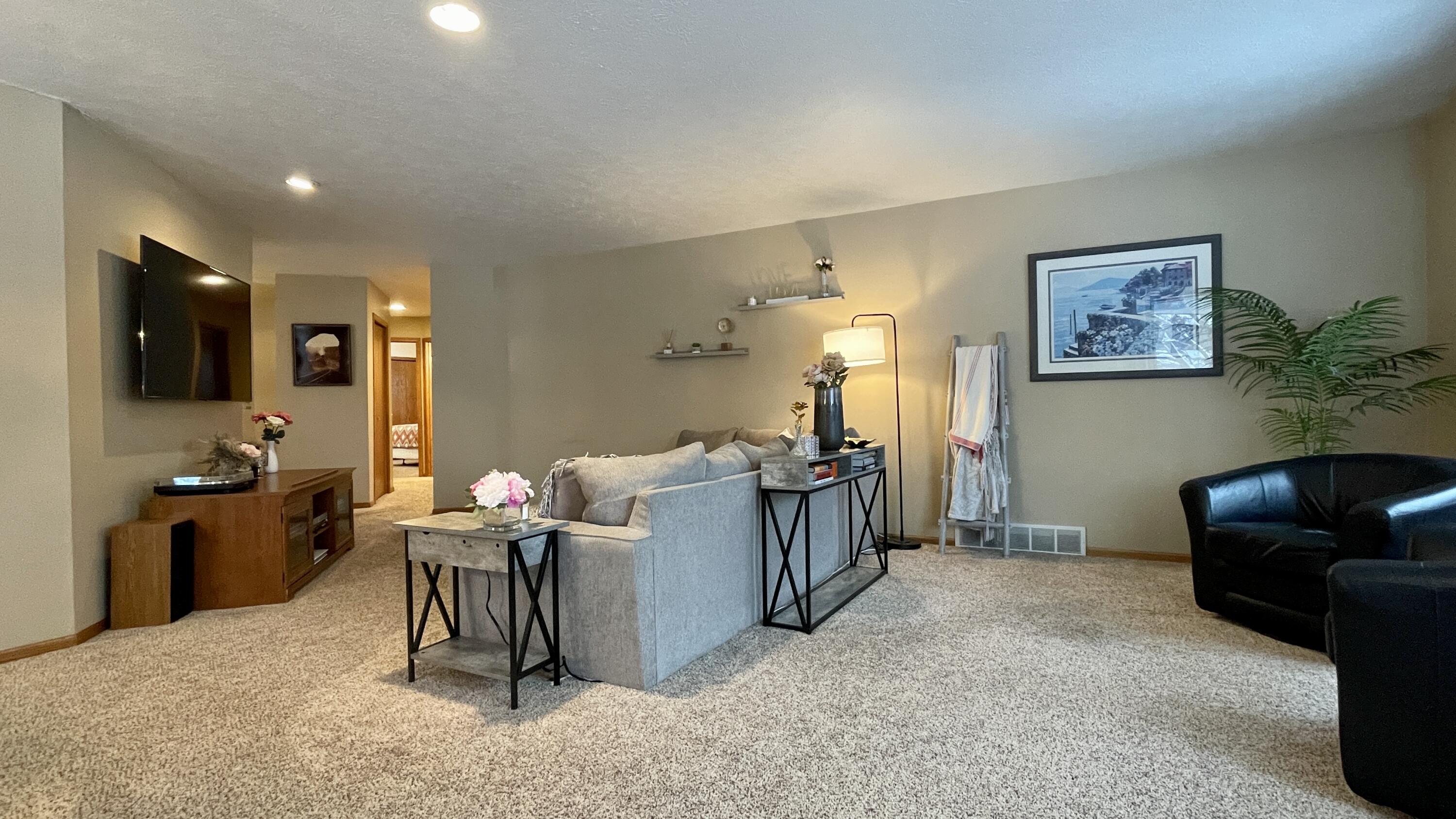 850 Holly Road Cadillac, MI 49601 - Photo 7 of 44 Greg Bosscher (3)
