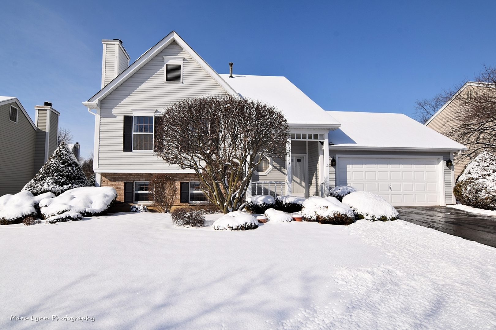1463 South Tyler Road St. Charles, IL 60174 - Photo 1 of 24 Gallery Image 1