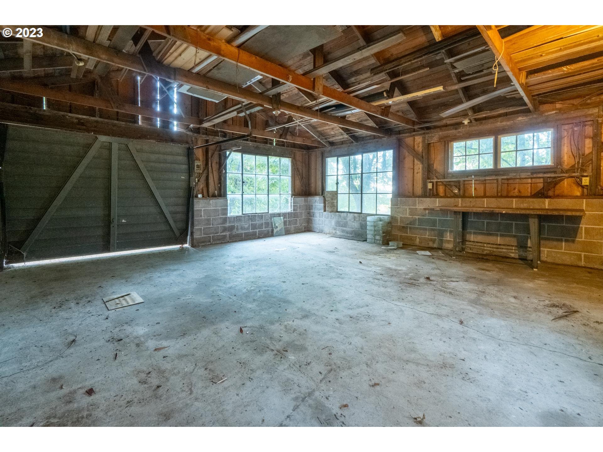 3226 Pacific Way Longview, WA 98632 - Photo 12 of 32 Gallery Image 12