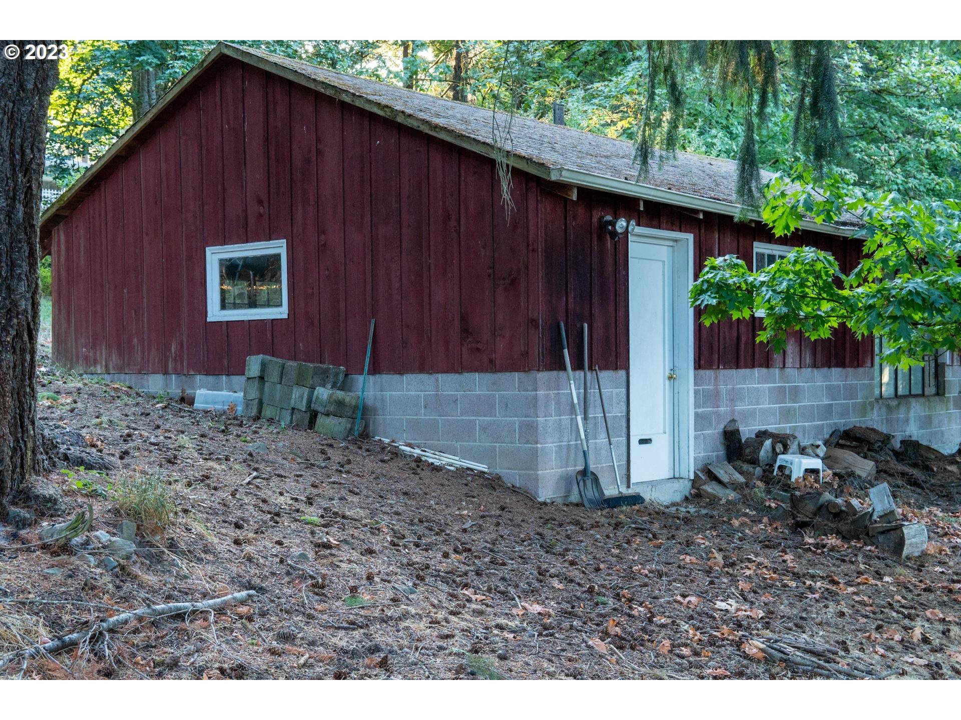 3226 Pacific Way Longview, WA 98632 - Photo 10 of 32 Gallery Image 10