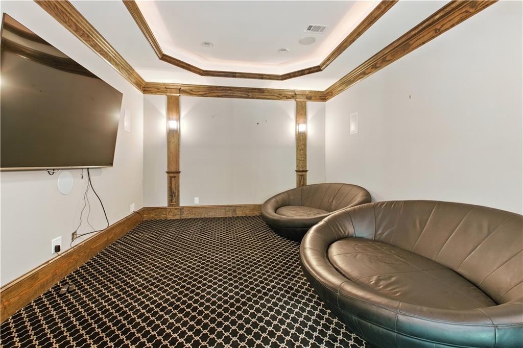 6225 Random Winds Bluff Gainesville, GA 30506 - Photo 79 of 96 a living room with furniture